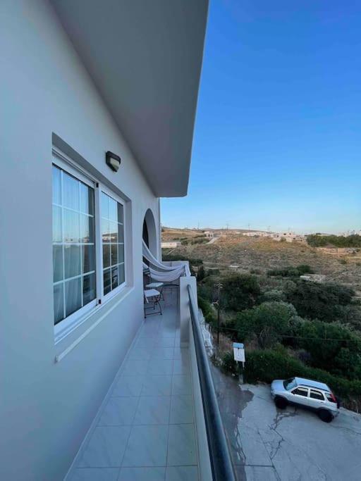 Downtown Tinos View Apartment מראה חיצוני תמונה